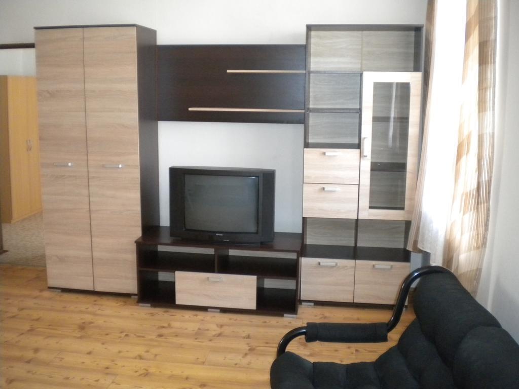 Appartement Restaurace Na Krizovatce à Božanov Chambre photo